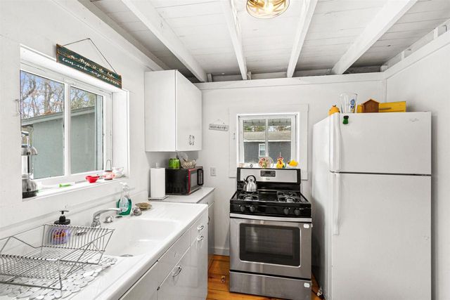W6769 S SILVER LAKE ROAD, Wautoma, WI 54982
