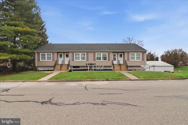 20 E GAY ST, Red Lion, PA 17356