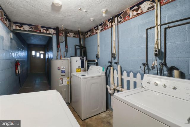 20 E GAY ST, Red Lion, PA 17356