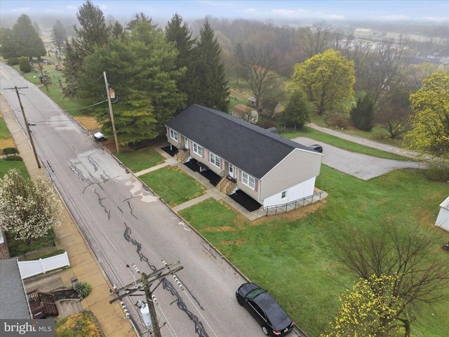 20 E GAY ST, Red Lion, PA 17356