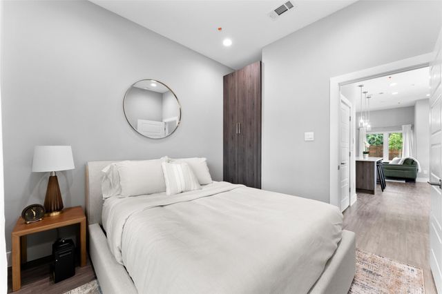 119 Merritt Street 403, Fort Worth, TX 76114