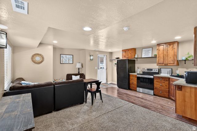 712 E 1170 N, Pleasant Grove, UT 84062