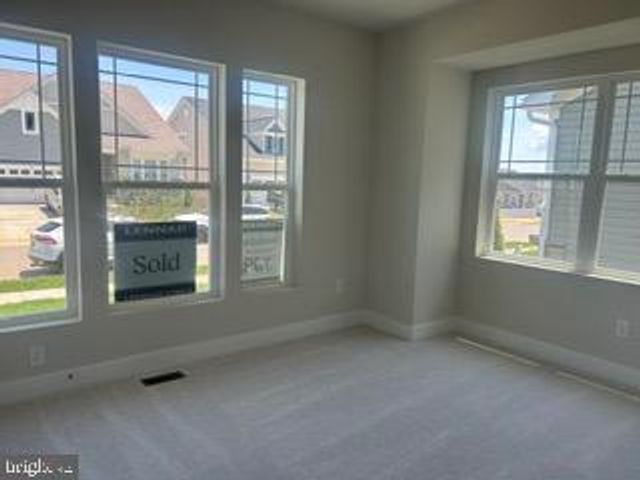 10083 SHENANDOAH LN, White Plains, MD 20695