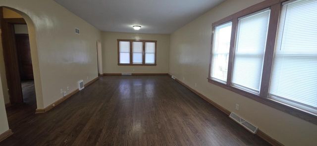 4606 22nd AVENUE, Kenosha, WI 53140