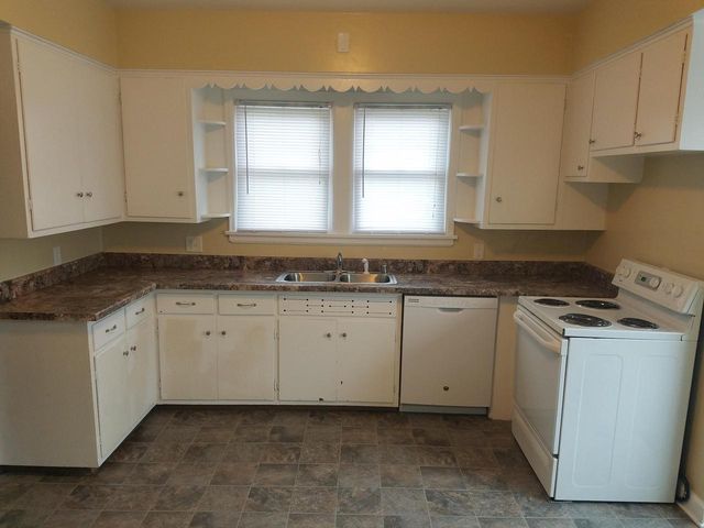 4606 22nd AVENUE, Kenosha, WI 53140