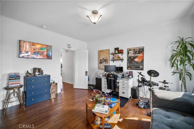 1245 S Hudson Avenue, Los Angeles, CA 90019