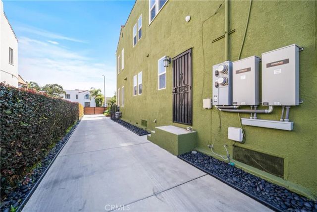 1245 S Hudson Avenue, Los Angeles, CA 90019