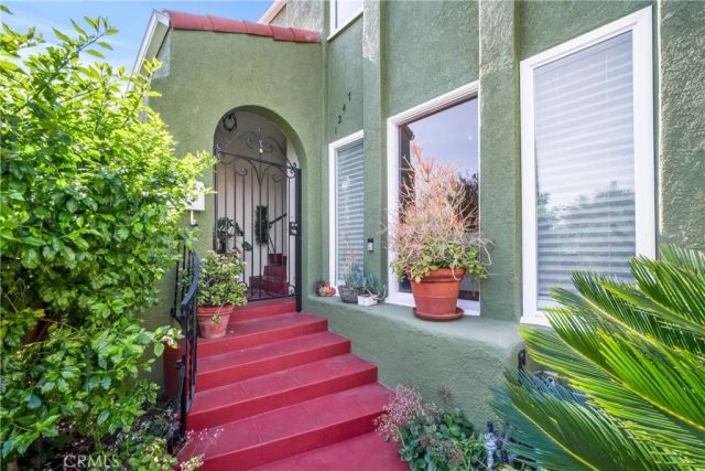 1245 S Hudson Avenue, Los Angeles, CA 90019