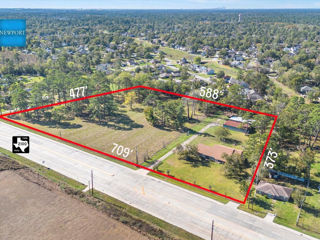 Image 3 of property listing at 17431 Fm 2100 Road, Crosby, TX 77532