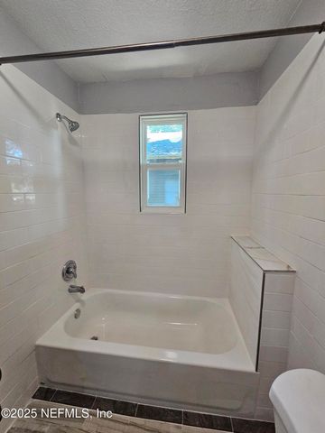 2536 PHYLLIS Street, Jacksonville, FL 32204