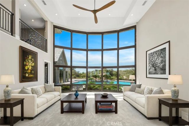 42125 Calle Paramo, Murrieta, CA 92562