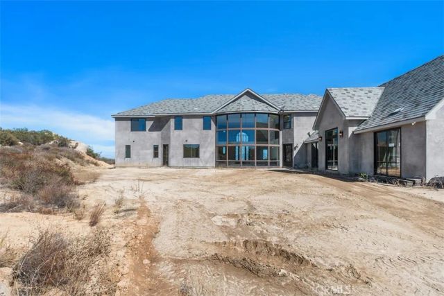 42125 Calle Paramo, Murrieta, CA 92562
