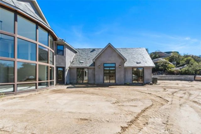 42125 Calle Paramo, Murrieta, CA 92562