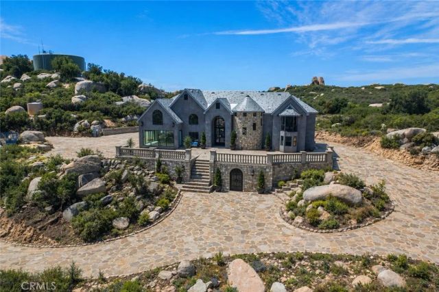 42125 Calle Paramo, Murrieta, CA 92562