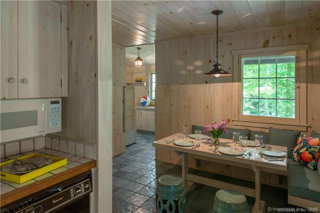 33 Nodine Pasture Road, Kent, CT 06757