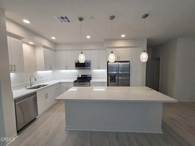 711 Winchester Drive, Oxnard, CA 93036