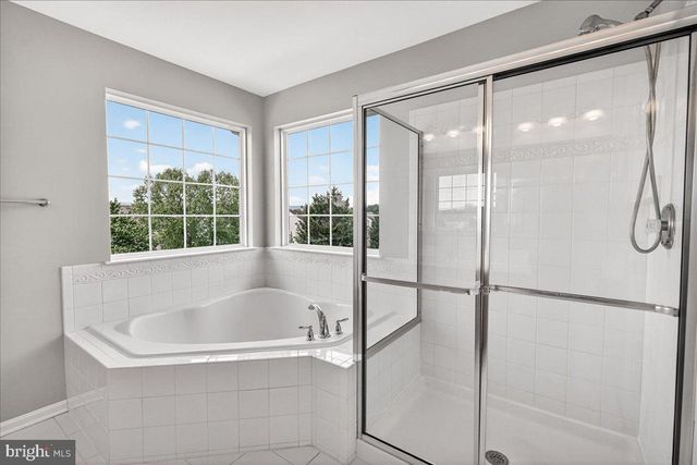 205 SOLAR DR, Walkersville, MD 21793