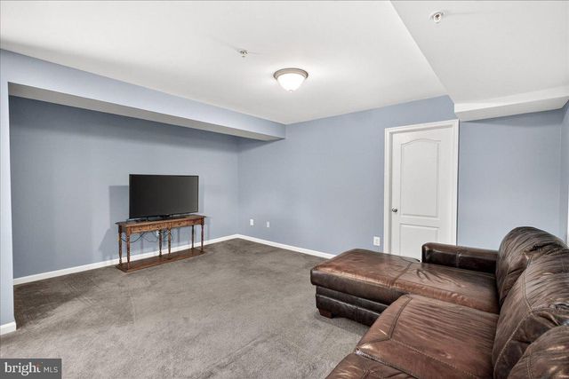 205 SOLAR DR, Walkersville, MD 21793