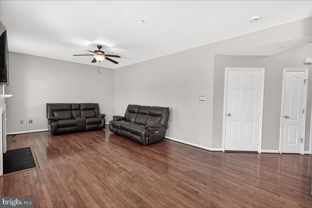 Image 8 of property listing at 205 SOLAR DR, Walkersville, MD 21793