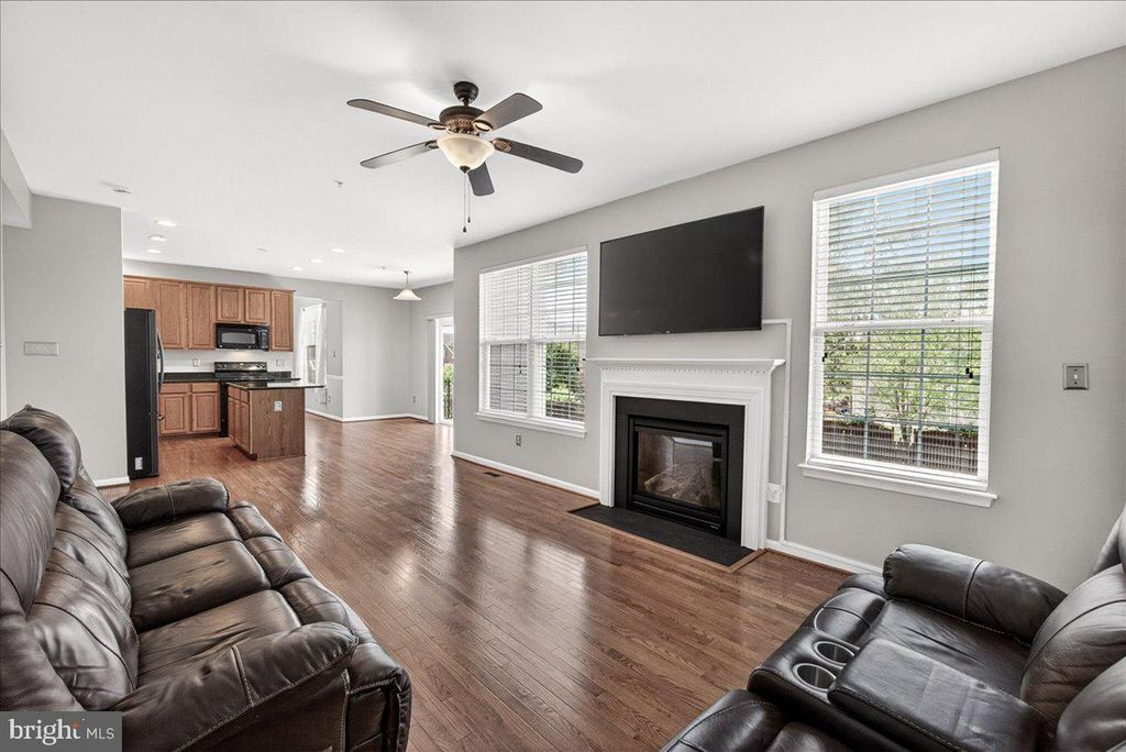 Image 9 of property listing at 205 SOLAR DR, Walkersville, MD 21793