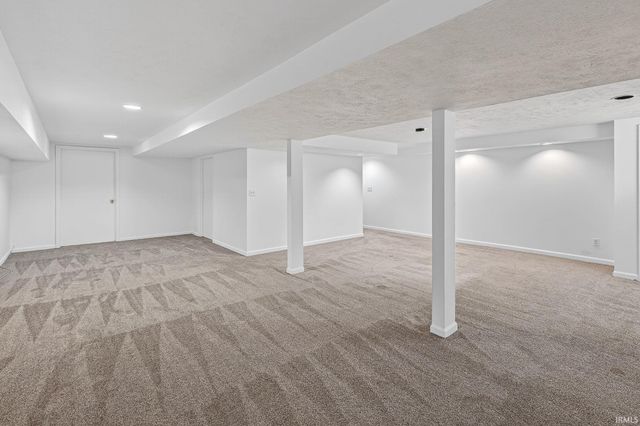 52453 Liberty Mills Court, Granger, IN 46530