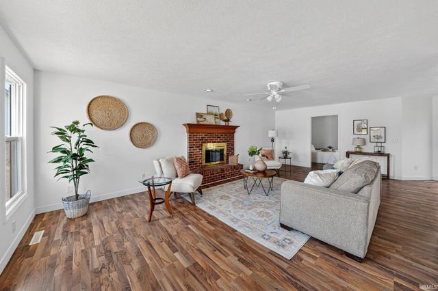 52453 Liberty Mills Court, Granger, IN 46530