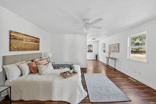 52453 Liberty Mills Court, Granger, IN 46530