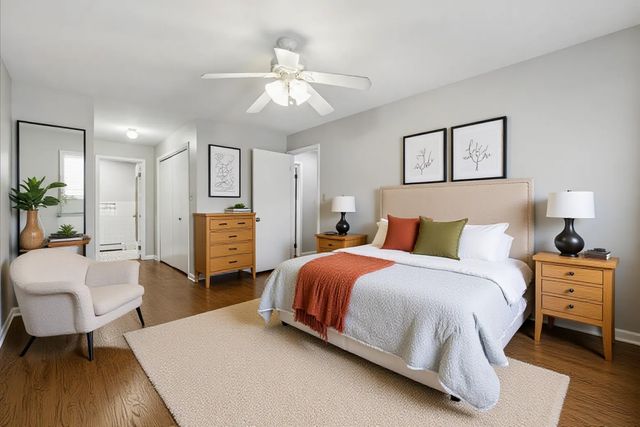 7801 Niles Center Road 102, Skokie, IL 60077