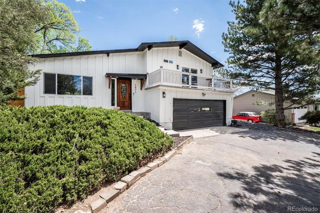 1021 Pioneer Lane, Colorado Springs, CO 80904