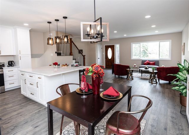 1021 Pioneer Lane, Colorado Springs, CO 80904