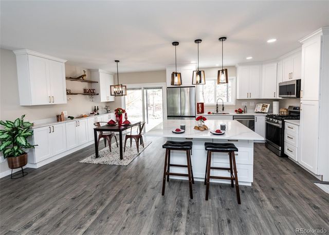 1021 Pioneer Lane, Colorado Springs, CO 80904