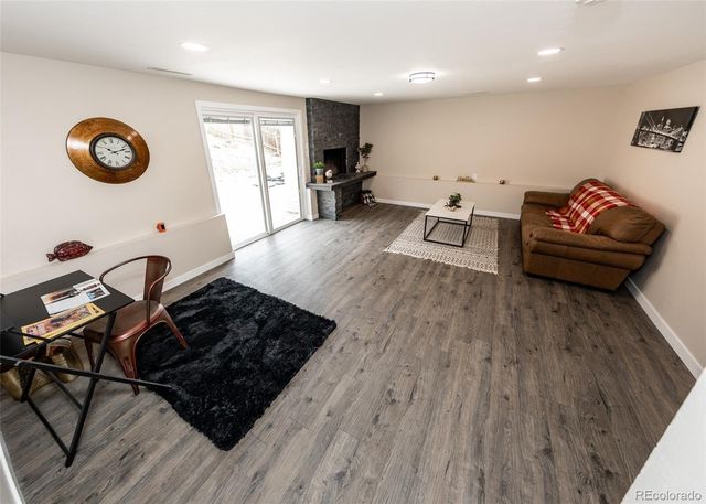 1021 Pioneer Lane, Colorado Springs, CO 80904