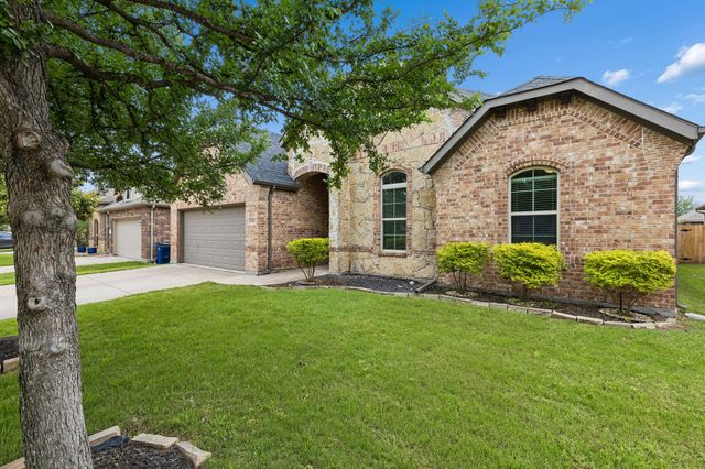 1683 St Croix Street, Burleson, TX 76028