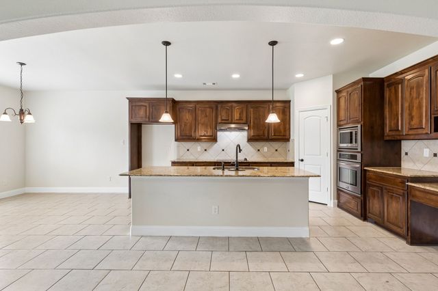 1683 St Croix Street, Burleson, TX 76028
