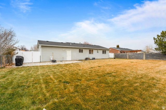 1563 E MOUNTAIN VIEW DR, Spanish Fork, UT 84660