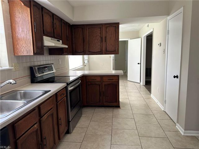 5300 Arapahoe TRL, Virginia Beach, VA 23464