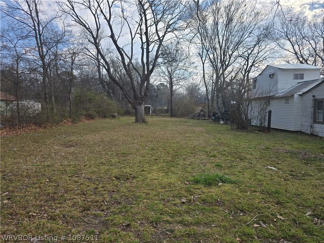 400 Hardy Street, Poteau, OK 74953