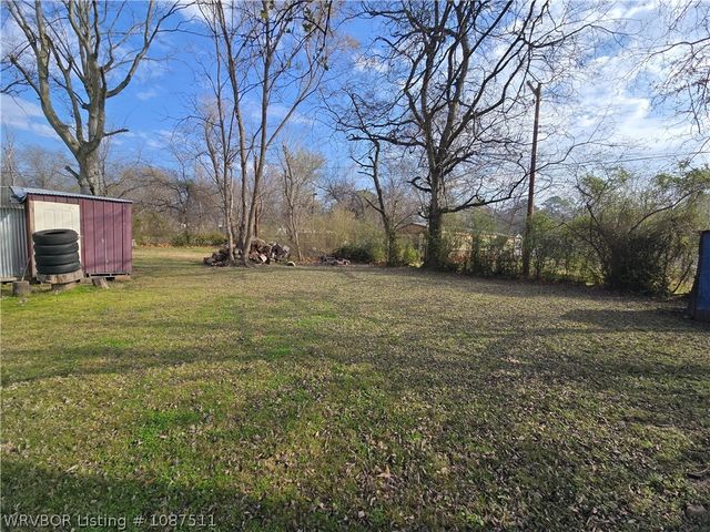 400 Hardy Street, Poteau, OK 74953