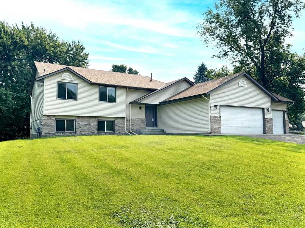 7808 Sunkist Boulevard, Brooklyn Park, MN 55444