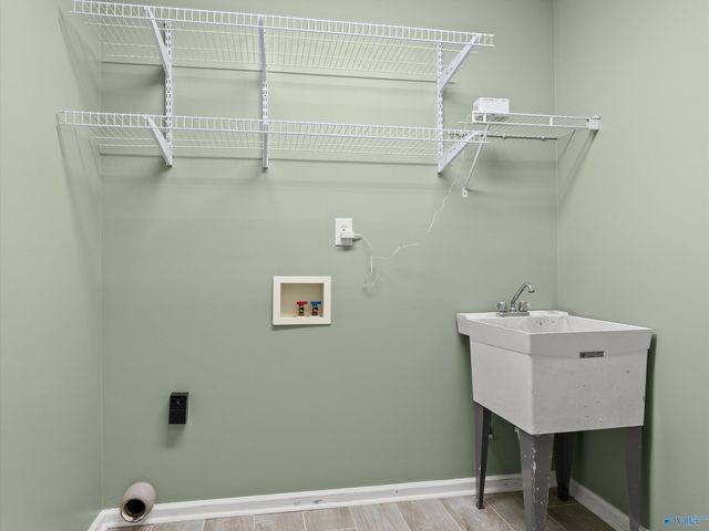 2627 Buckingham Gate SW, Decatur, AL 35603