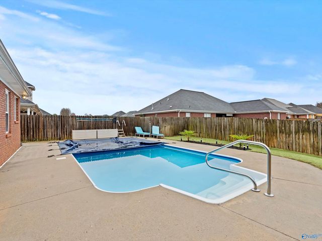 2627 Buckingham Gate SW, Decatur, AL 35603