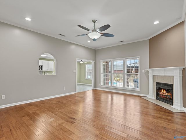 2627 Buckingham Gate SW, Decatur, AL 35603