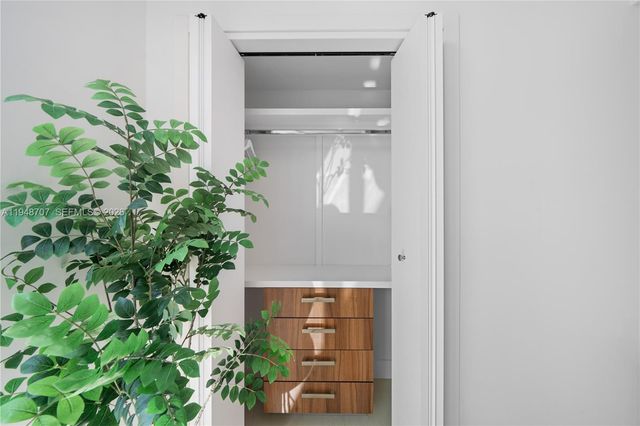 1150 102nd St 506, Bay Harbor Islands, FL 33154