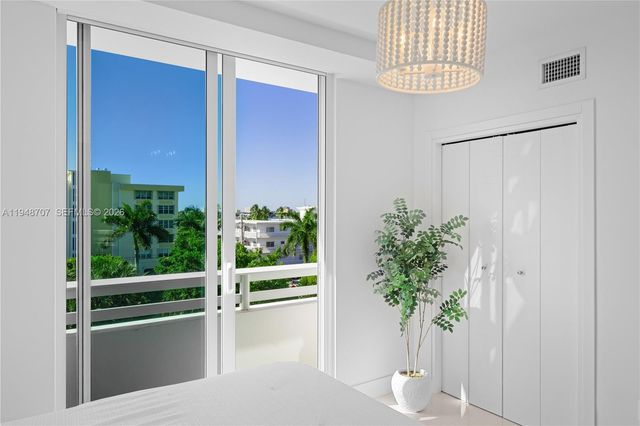 1150 102nd St 506, Bay Harbor Islands, FL 33154