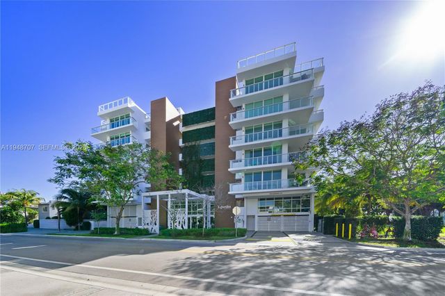 1150 102nd St 506, Bay Harbor Islands, FL 33154