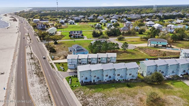 705 W Beach Boulevard, 705, Long Beach, MS 39560