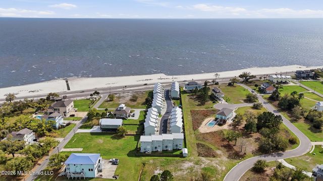 705 W Beach Boulevard, 705, Long Beach, MS 39560