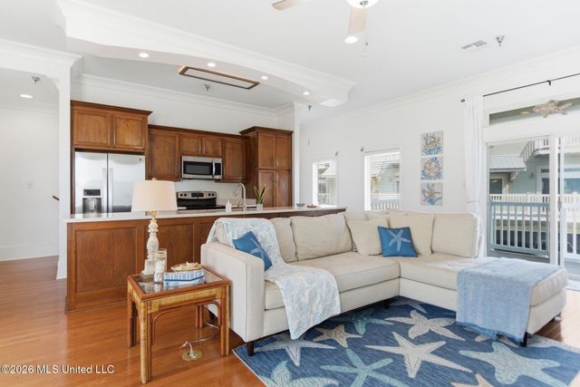 705 W Beach Boulevard, 705, Long Beach, MS 39560