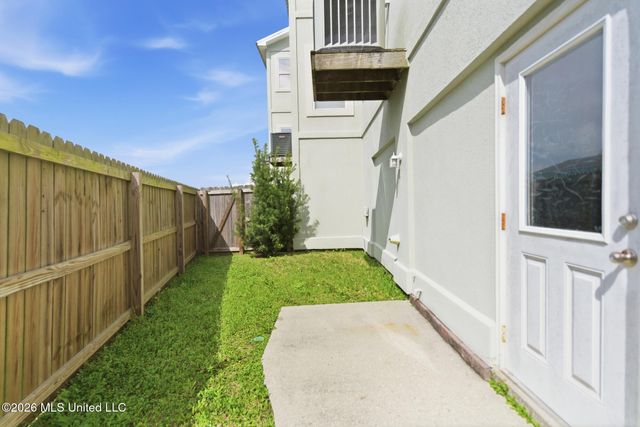 705 W Beach Boulevard, 705, Long Beach, MS 39560