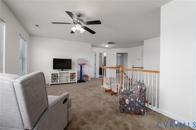 6807 Swanhaven Dr, North Chesterfield, VA 23234